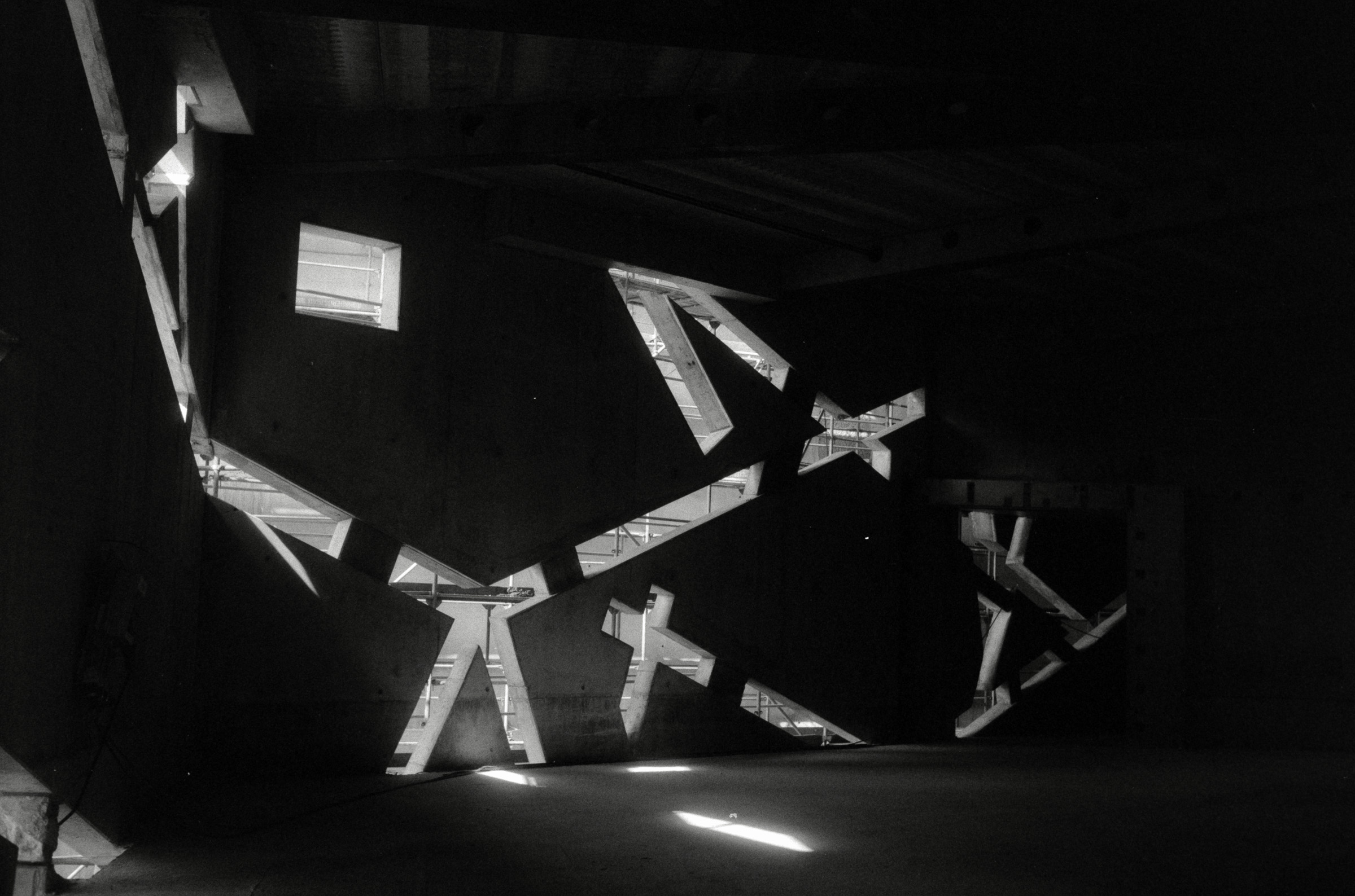 AHP F1994 06 003 sc240829 img30 NLP